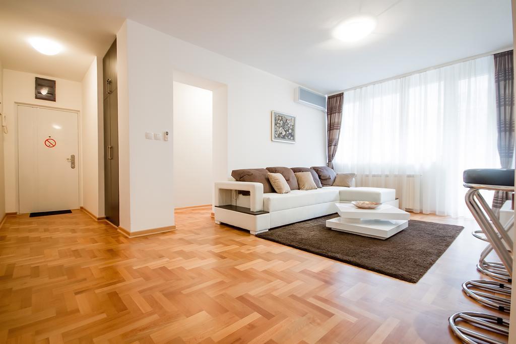Apartments King Milan, City Center Белград Экстерьер фото