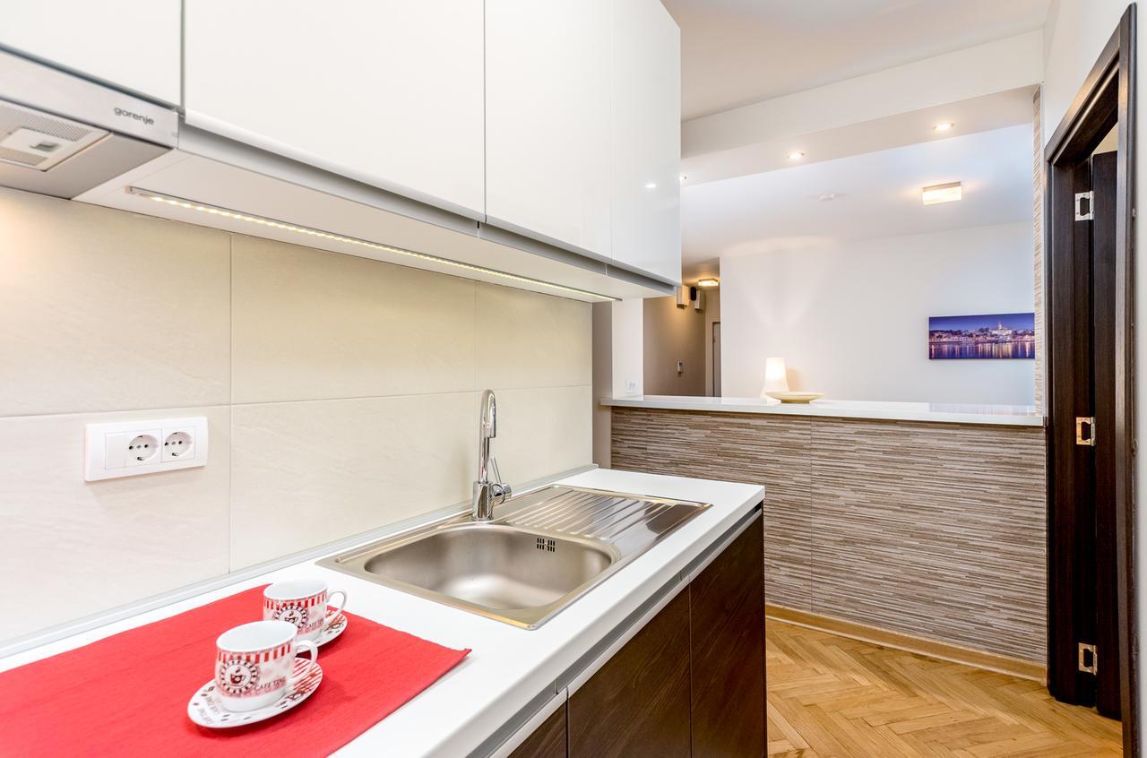 Apartments King Milan, City Center Белград Экстерьер фото