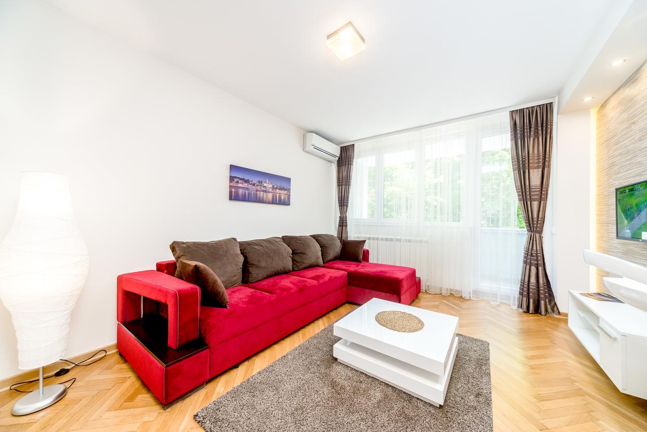 Apartments King Milan, City Center Белград Экстерьер фото